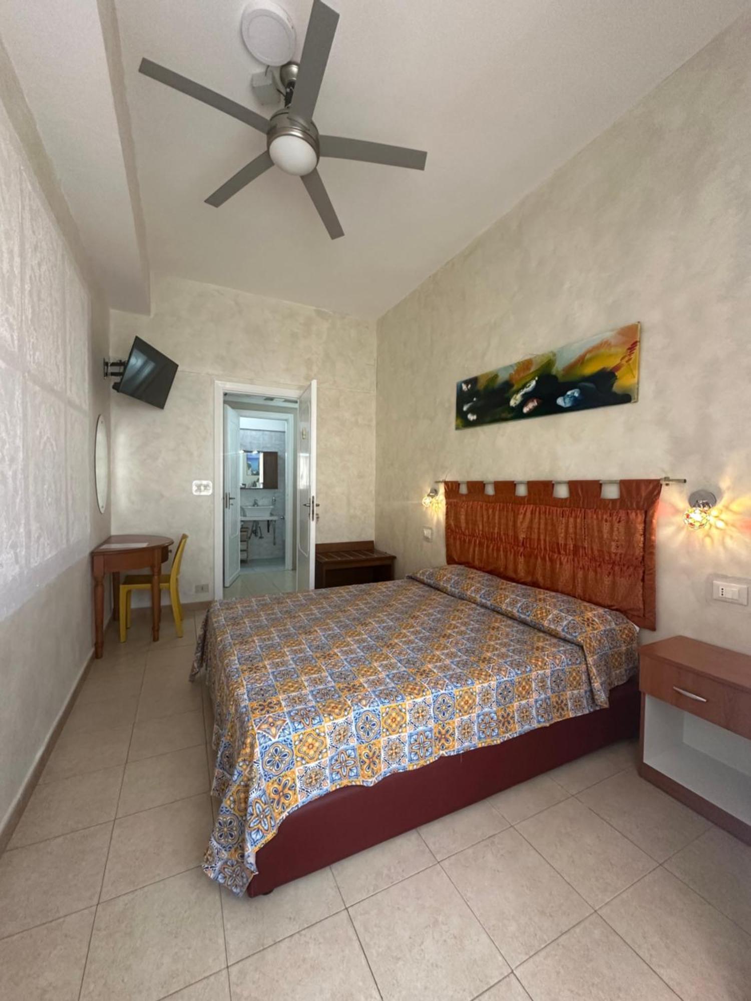 Bed & Breakfast Delle Palme Trapani Exterior photo